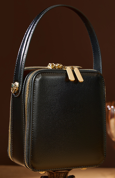 LEATHER HARD DOUBLE-SIDED MESSENGER / CROSSBODY BAG, SMALL