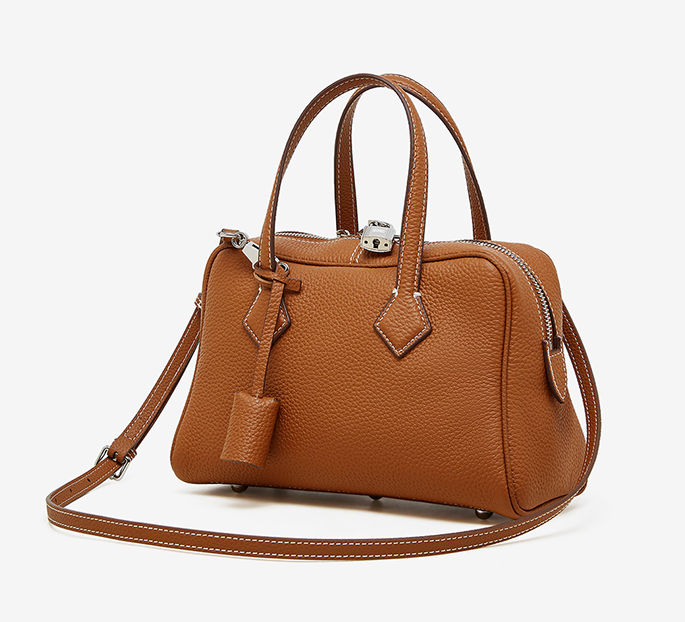 LEATHER SINGLE COMPARTMENT HANDBAG with DETATCHABLE STRAP