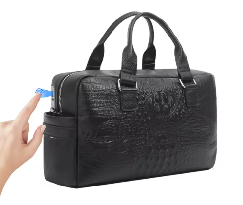 LEATHER FINGERPRINT-LOCK SPORTS / DUFFLE BAG
